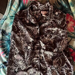 Elegant Black and White Paisley Women's pajamas